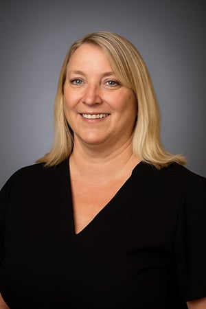 Karen Seger BSN RN Headshot